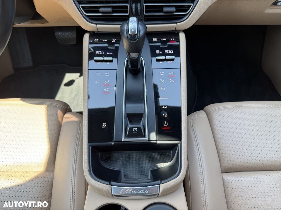 Porsche Macan PDK - 26