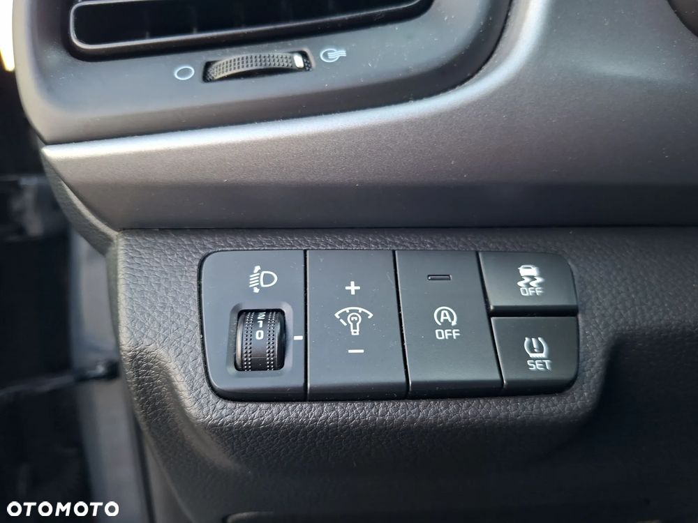 Kia Rio 1.2 M - 30