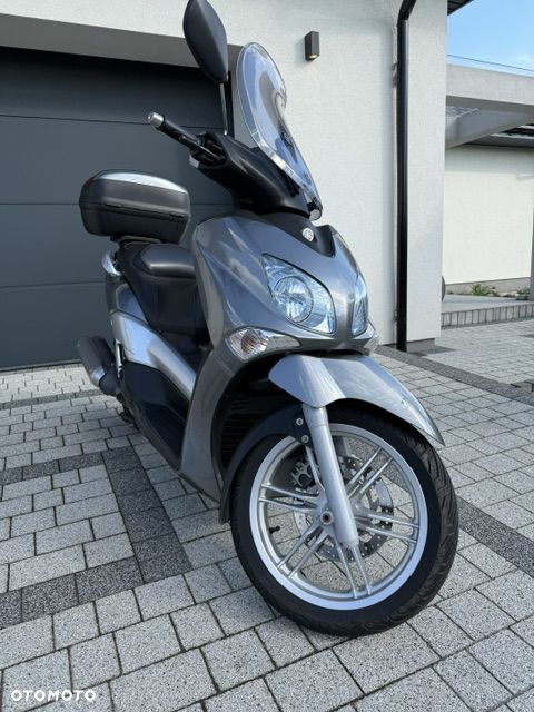 Yamaha X-max - 7