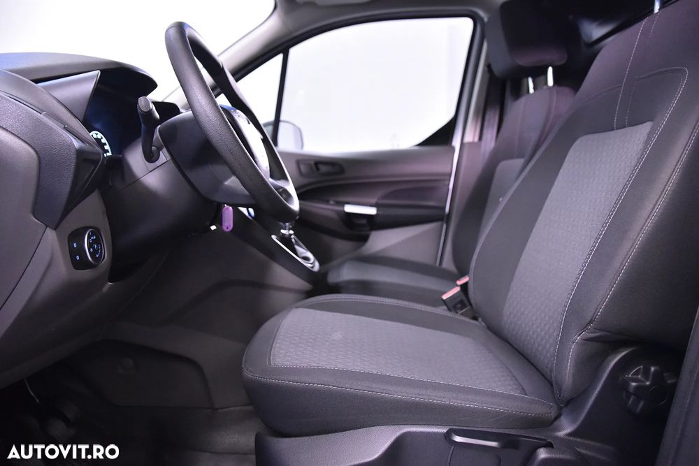 Ford Transit Connect - 17