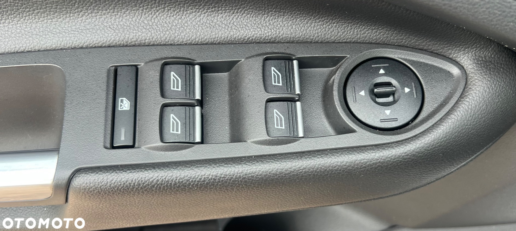 Ford Kuga - 14