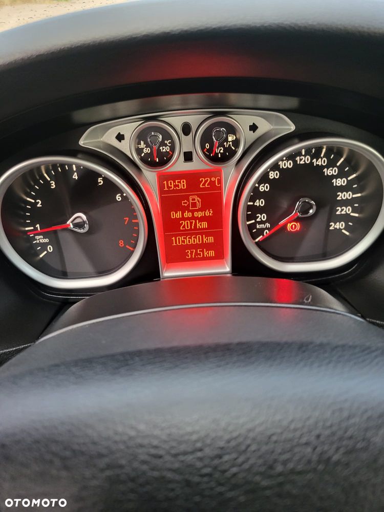 Ford Focus 1.6 Trend - 19