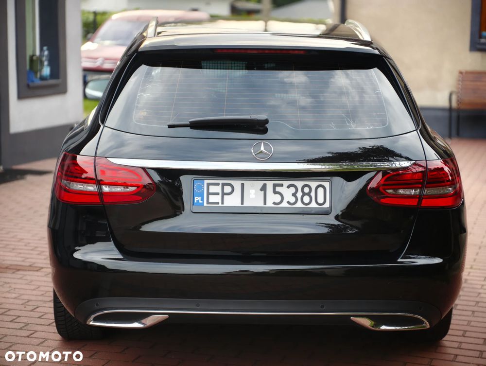 Mercedes-Benz Klasa C 220 d 9G-TRONIC - 13