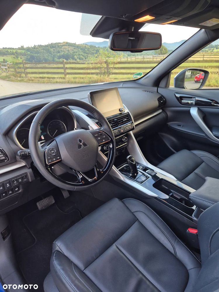 Mitsubishi Eclipse Cross - 9