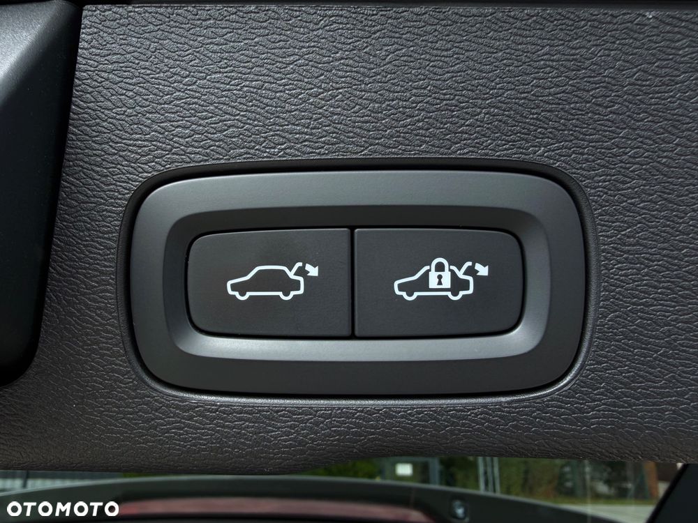 Volvo XC 60 - 21