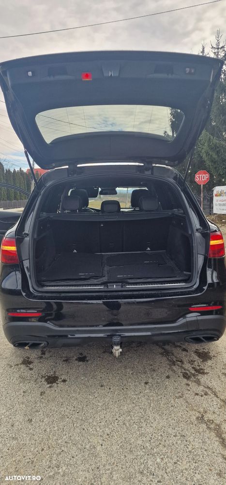 Mercedes-Benz GLC - 9