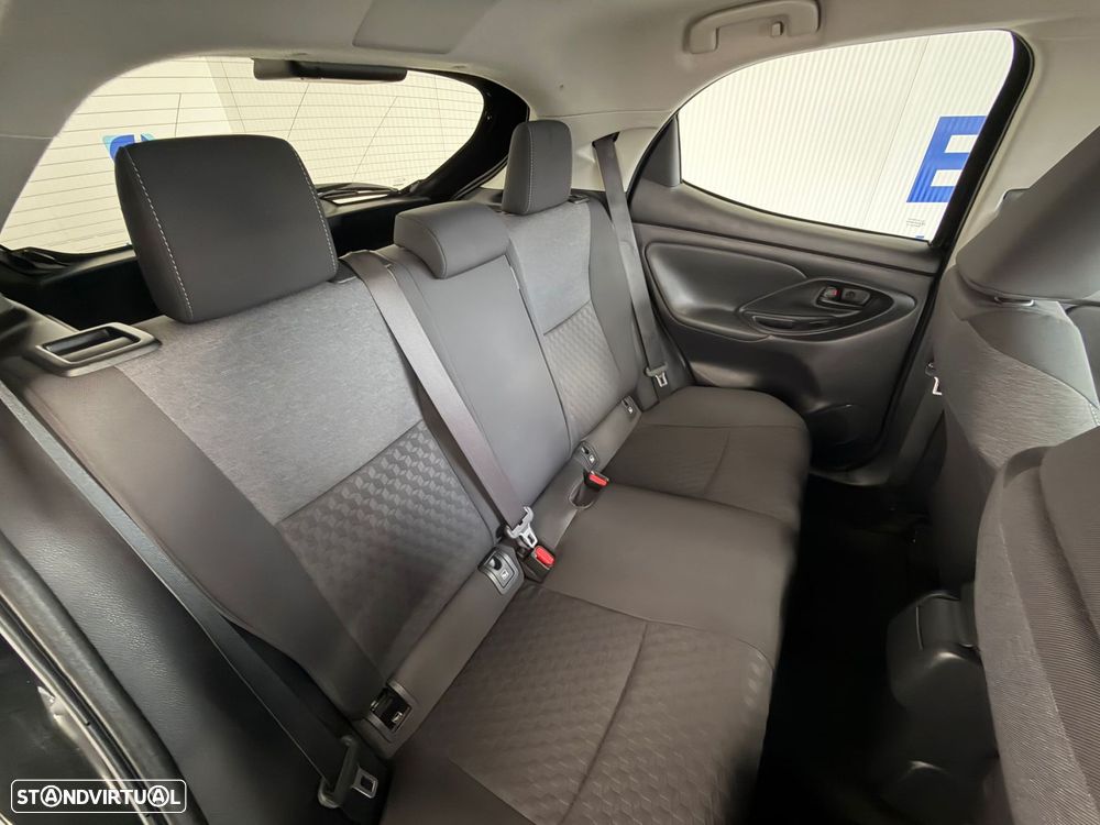 Toyota Yaris - 19