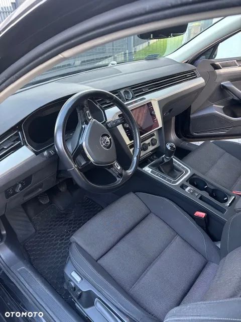 Volkswagen Passat 2.0 TDI BMT Comfortline - 6