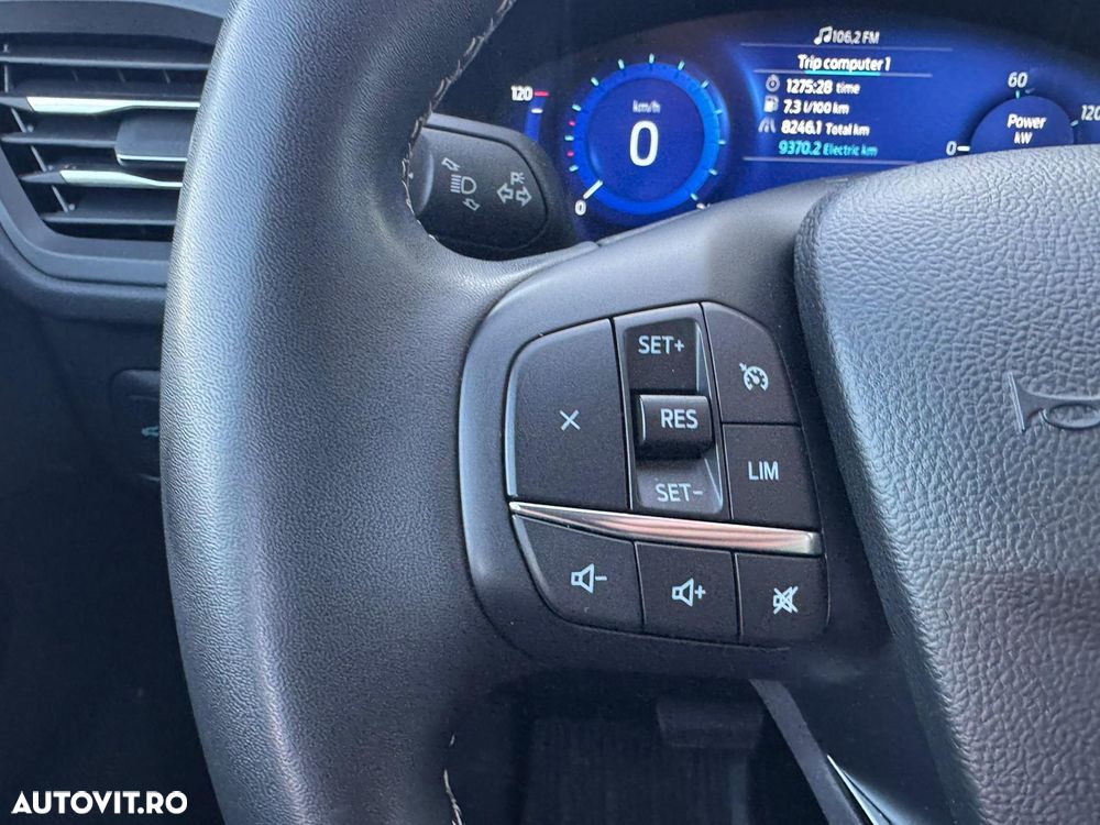 Ford Kuga 2.5 Duratec FHEV AWD Vignale - 22