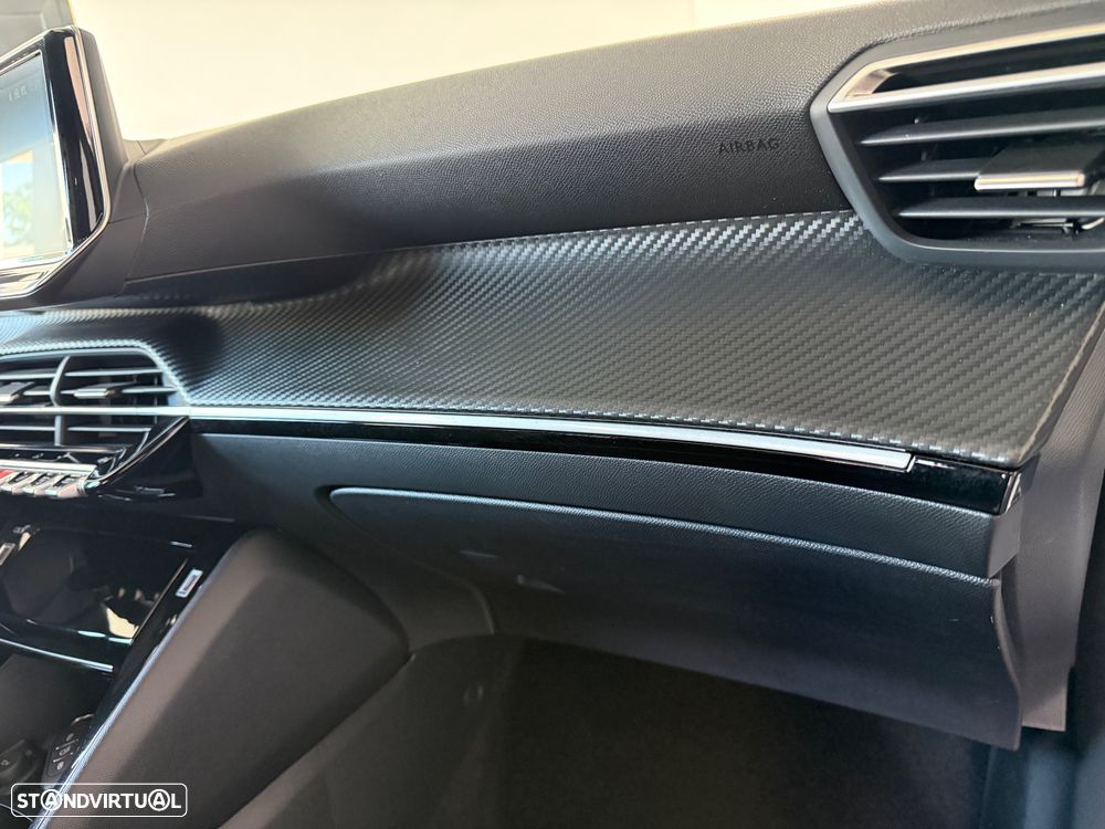 Peugeot e-2008 54 kWh Allure - 19
