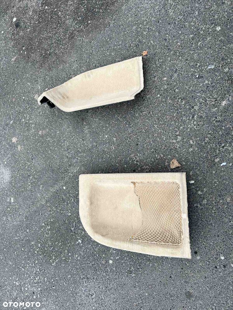 Boczki bagażnika tapicerka beżowa Bmw e83 x3