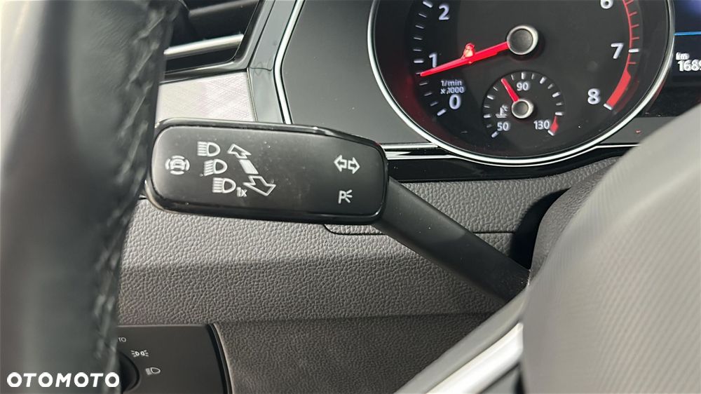 Volkswagen Passat 1.5 TSI EVO Business - 26