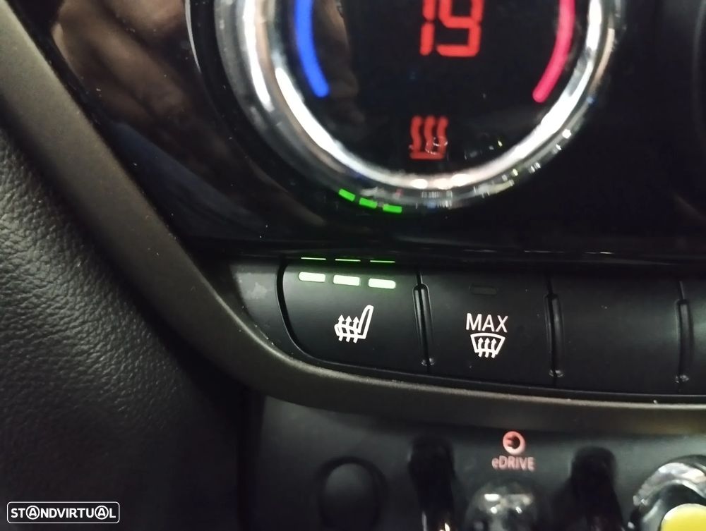 MINI Countryman Cooper SE ALL4 Auto - 35