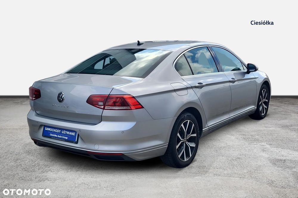 Volkswagen Passat 2.0 TSI Business DSG - 2