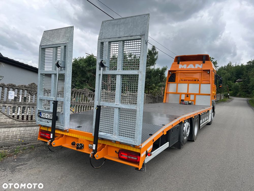 MAN TGX 26.500 | XLX | Euro 6 | 6x2 | INDIVIDUAL | Skrętna Oś | Nowa Zabudowa | Rampy Hydrauliczne | Autolaweta 8,20m | Pomoc Drogowa | Najazd | z Niemiec | STAN PERFEKCYJNY | Tylko 587 tys km | - 6