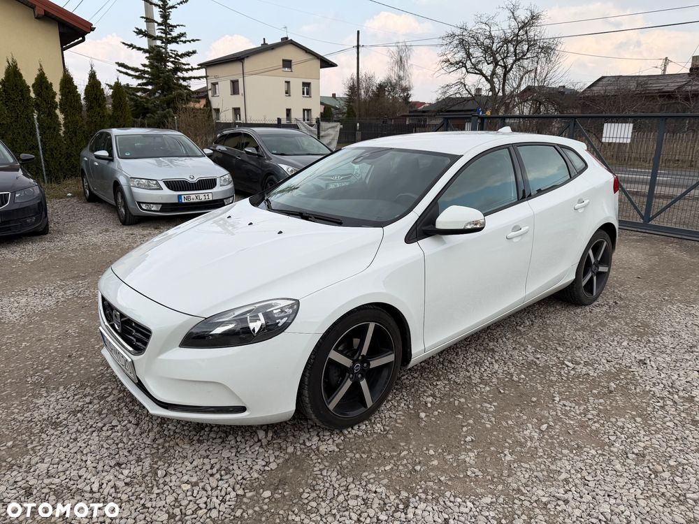 Volvo V40 D2 - 14