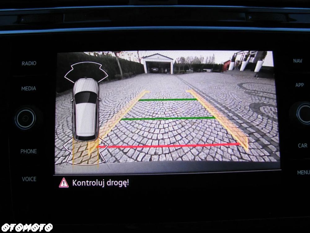 Volkswagen Tiguan 2.0 TDI SCR 4MotION DSG R-Line - 19