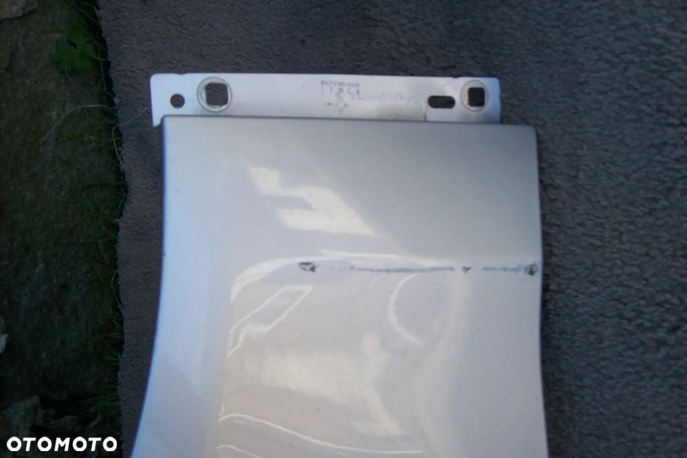 BŁOTNIK PRZEDNI PRAWY MERCEDES W 212 - 4