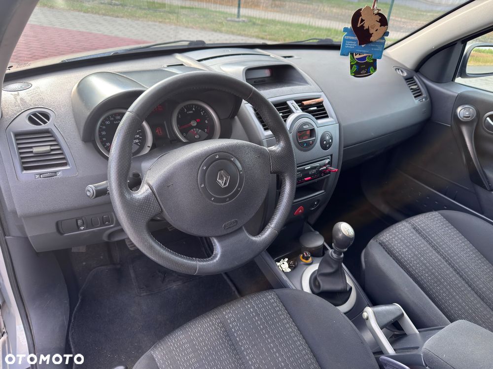 Renault Megane 2.0 Luxe Dynamique - 6