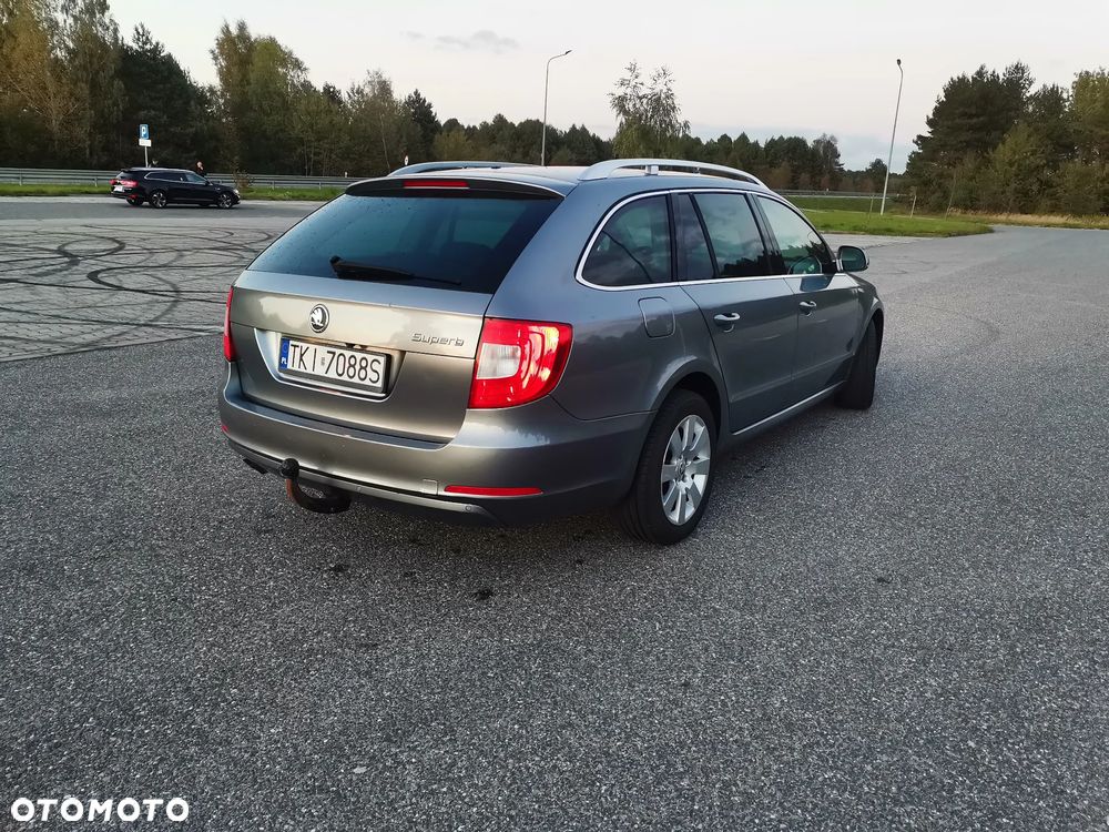 Skoda Superb 1.6 TDI Exclusive - 6