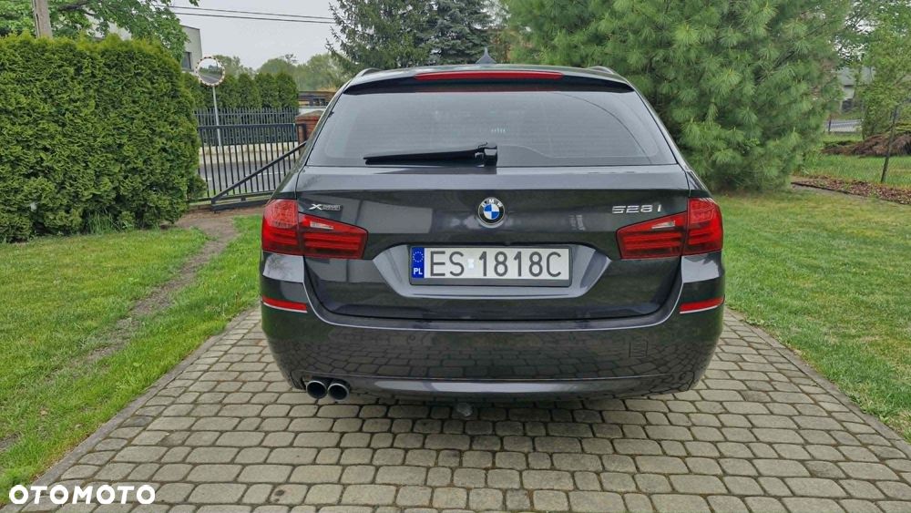 BMW Seria 5 528i xDrive Sport-Aut - 6
