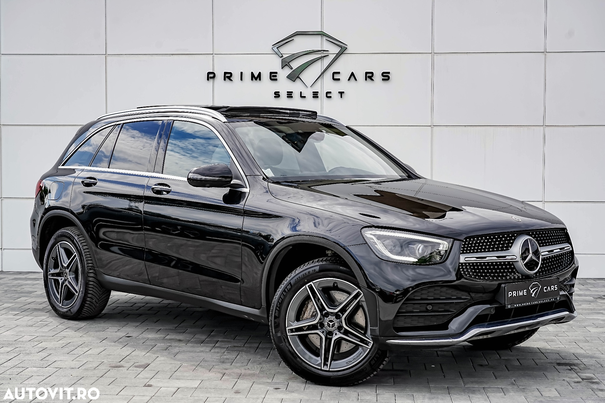 Mercedes-Benz GLC 300 de 4Matic 9G-TRONIC AMG Line Plus - 22