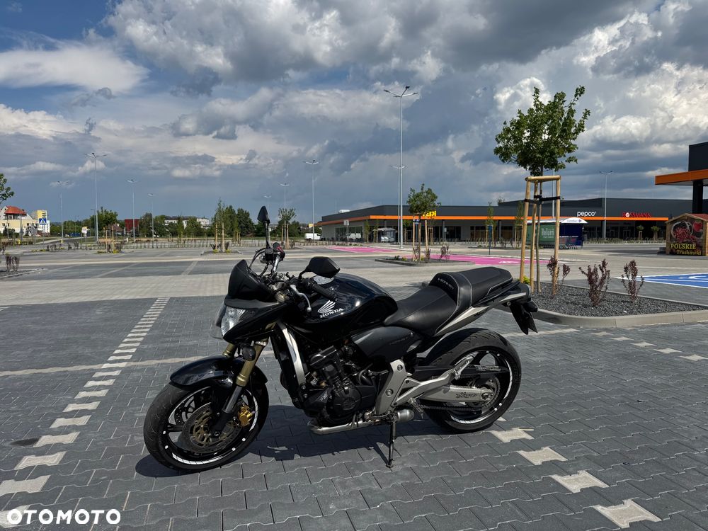 Honda Hornet - 4