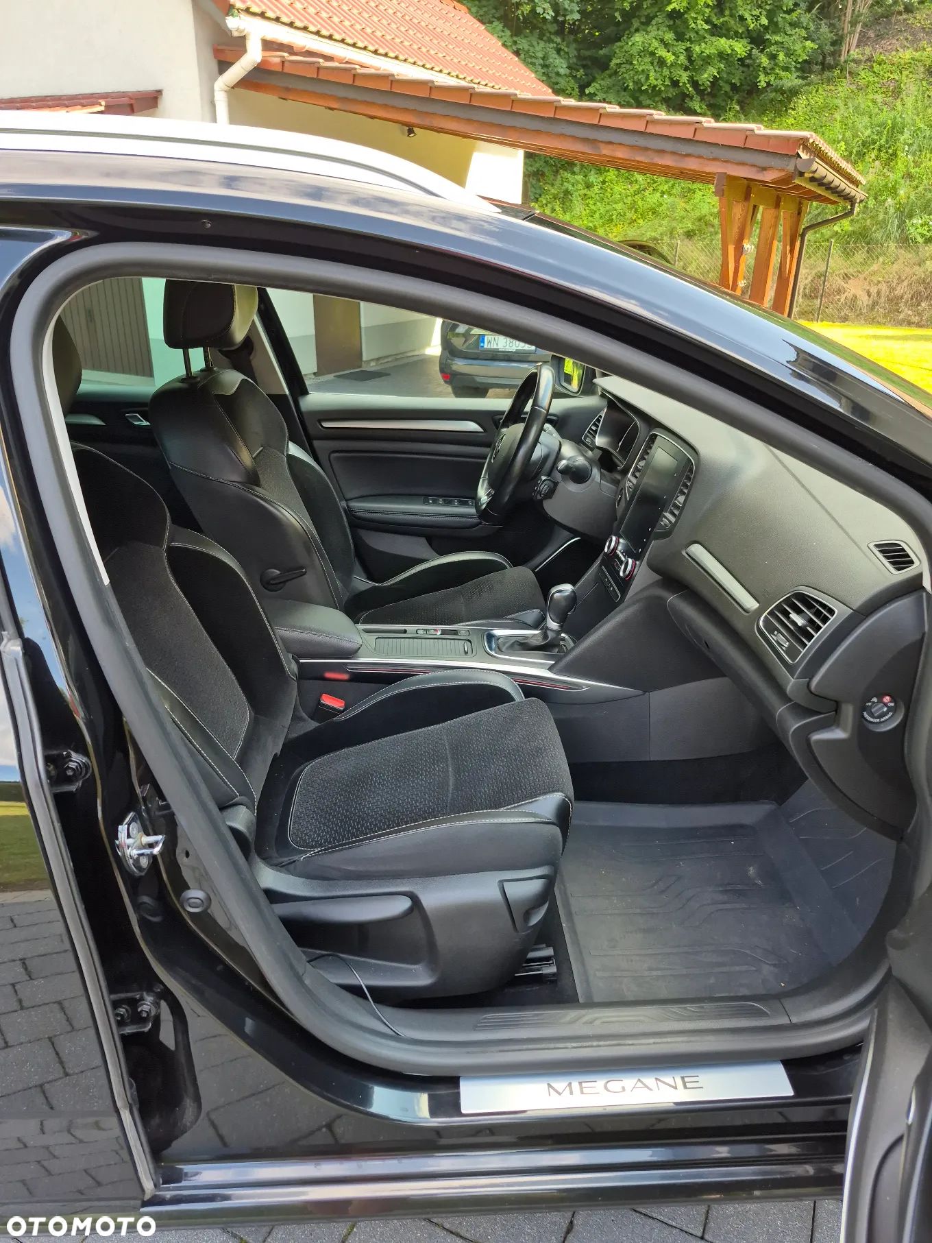 Renault Megane Grandtour ENERGY TCe 130 EDC INTENS - 8