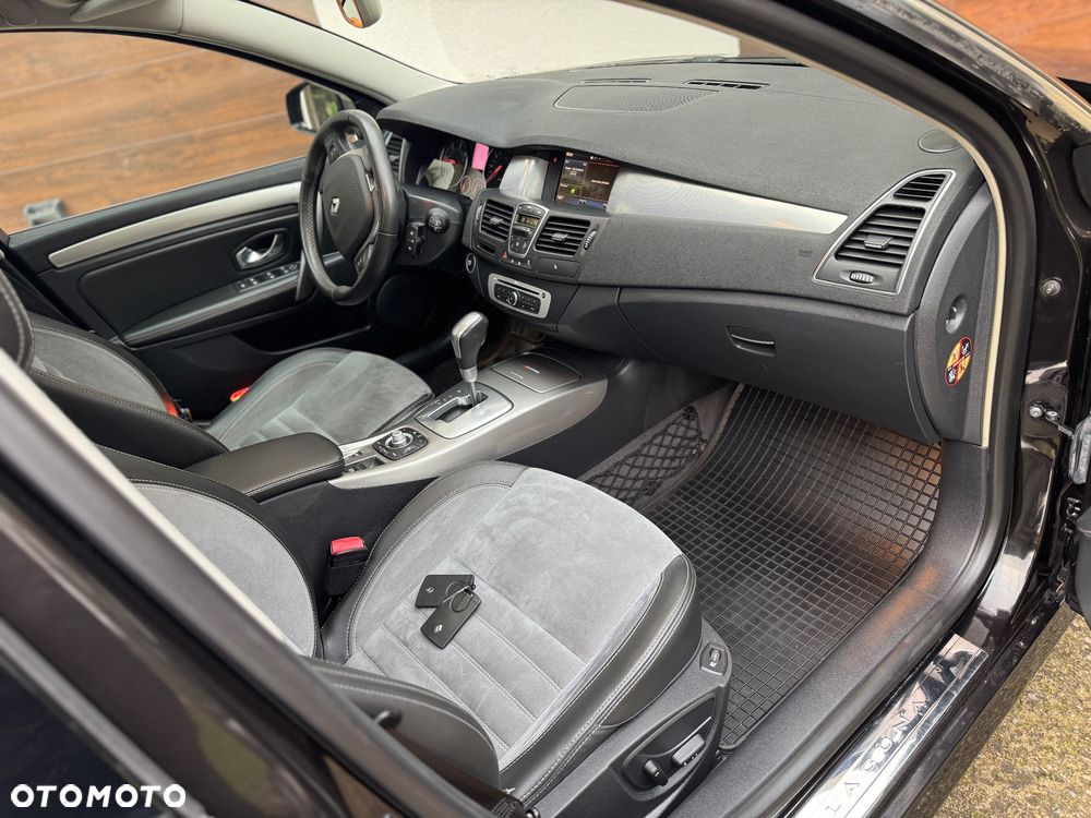 Renault Laguna Grandtour dCi 175 FAP GT - 15