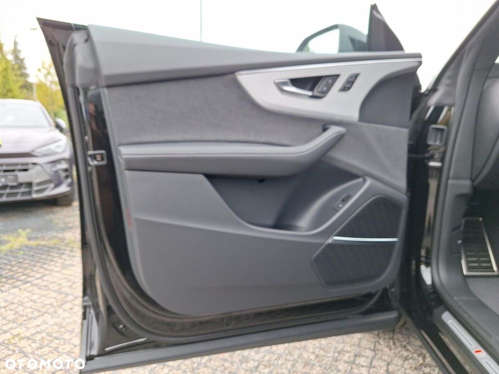 Audi Q8 - 20
