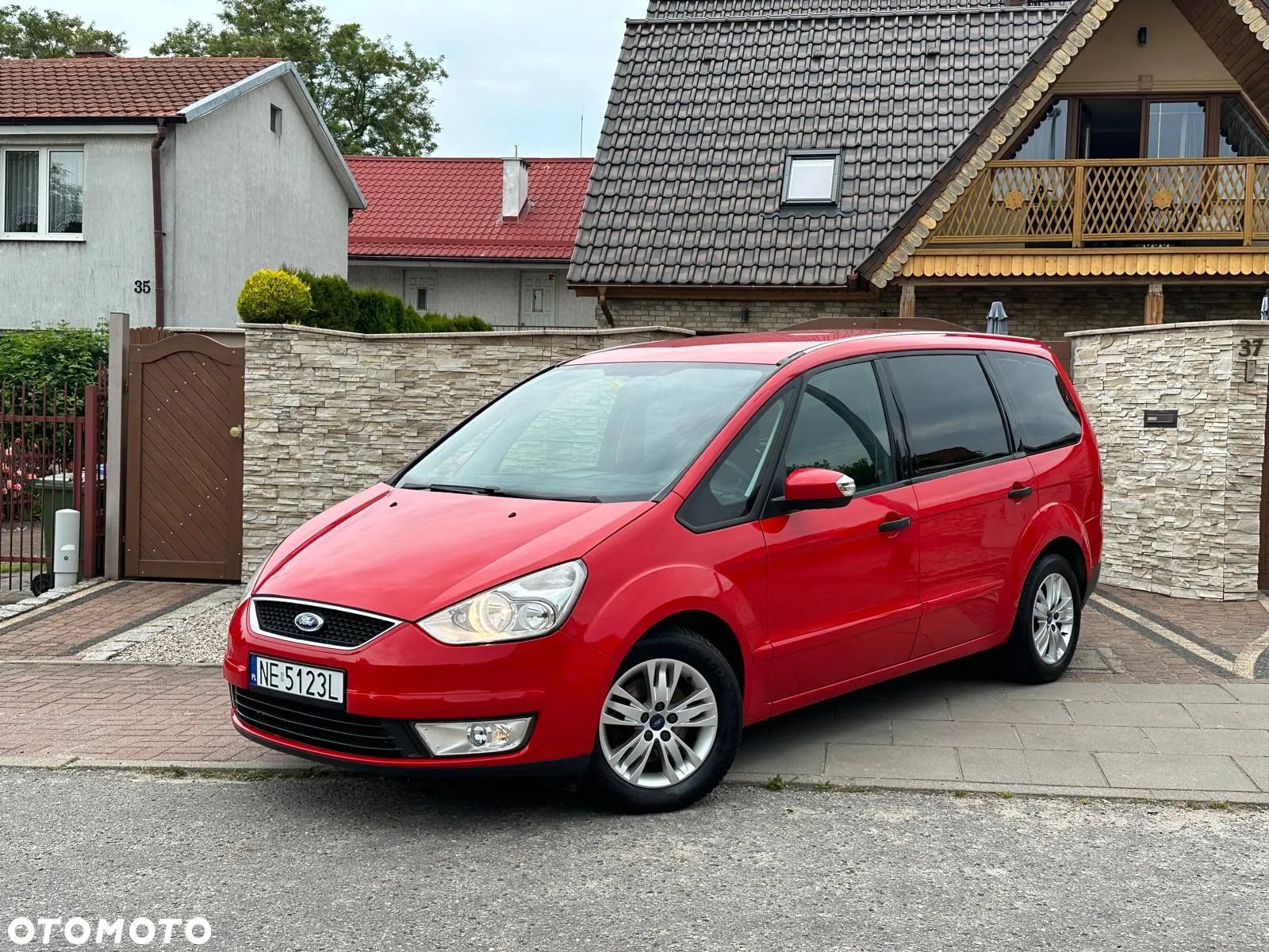 Ford Galaxy - 1