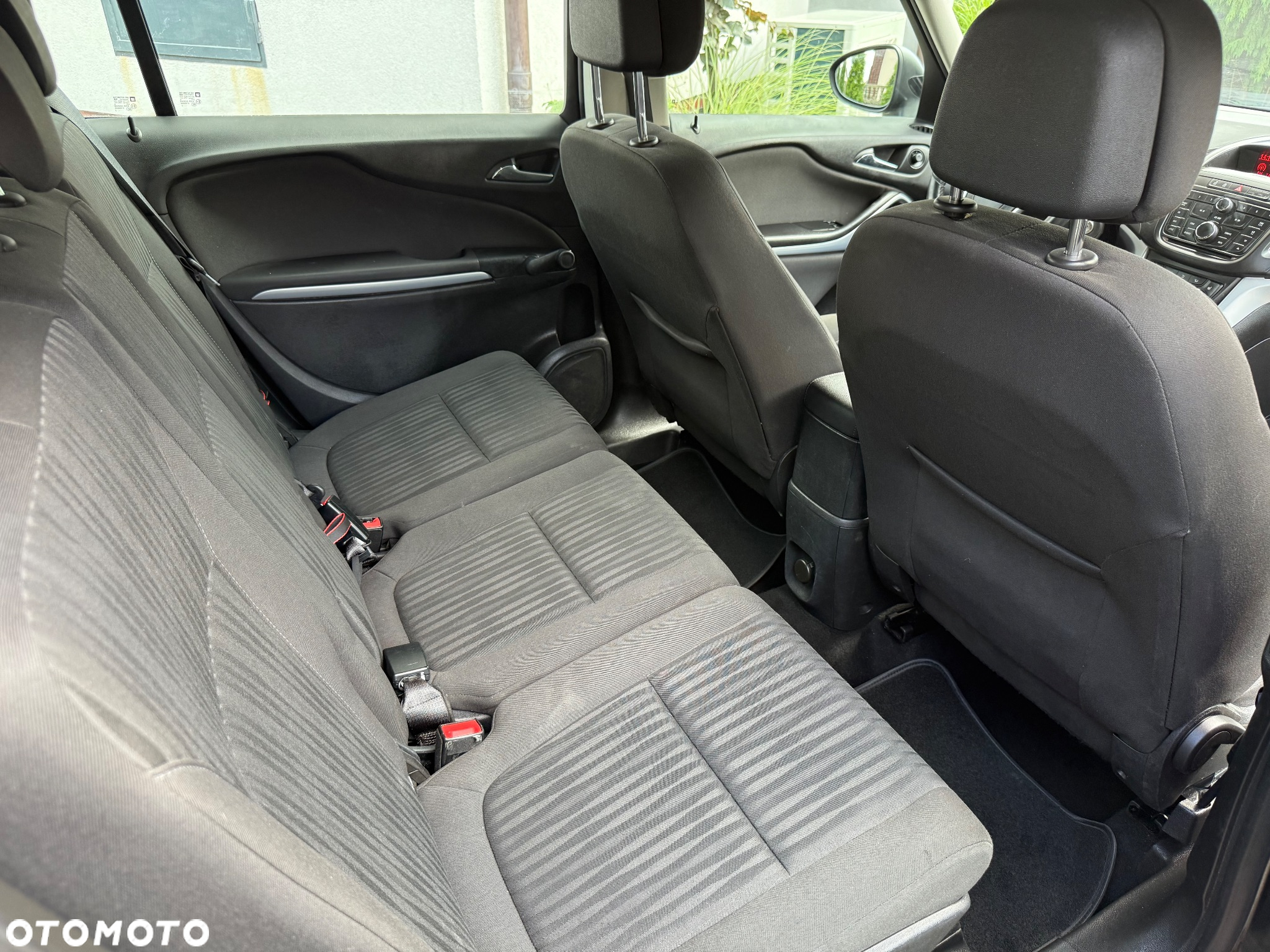 Opel Zafira 1.4 Turbo Edition - 9
