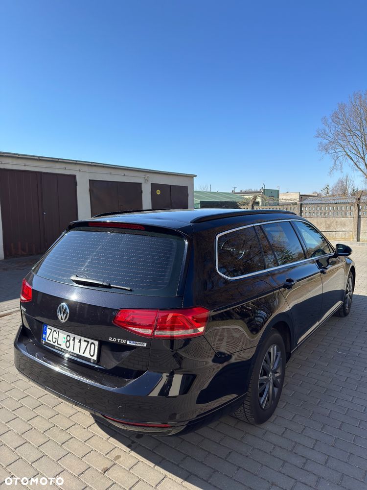 Volkswagen Passat 2.0 TDI (BlueMotion Technology) Comfortline - 9