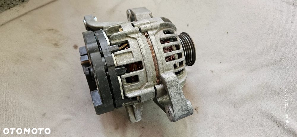 Alternator Opel Astra G II Zafira A 1,6 1,8 70A 90561970 - 4