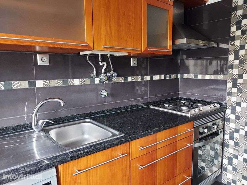 Arrenda-se T2 (mobilado) no Infantado, Loures - Grande imagem: 5/11