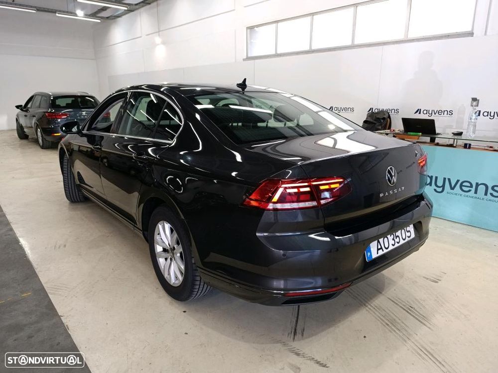 VW Passat 2.0 TDI Business DSG - 2