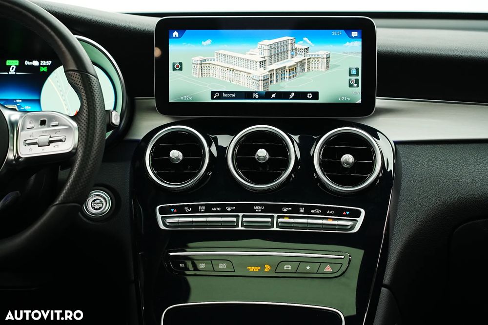 Mercedes-Benz GLC Coupe 300 e 4Matic 9G-TRONIC AMG Line Plus - 27