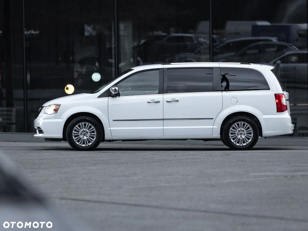 Lancia Voyager 3.6 Platinum - 5