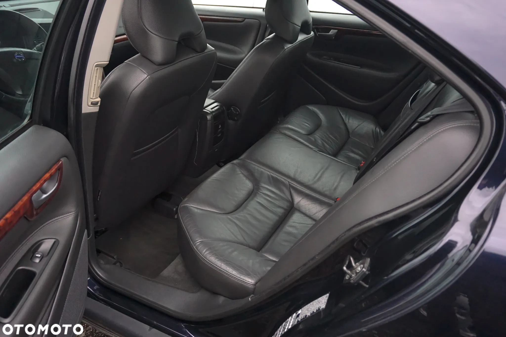 Volvo S60 2.4D Momentum - 8