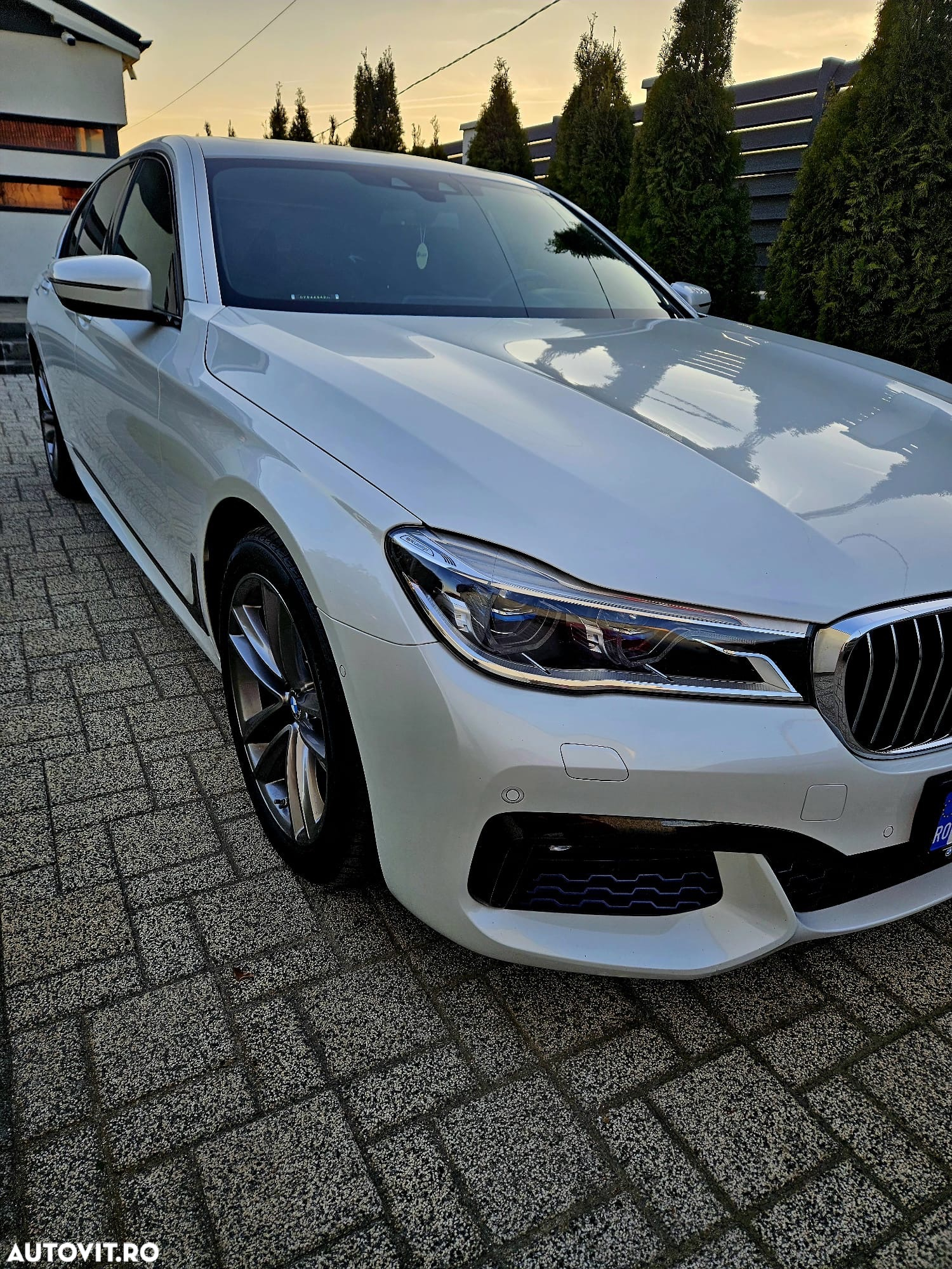 BMW Seria 7 740d xDrive - 6