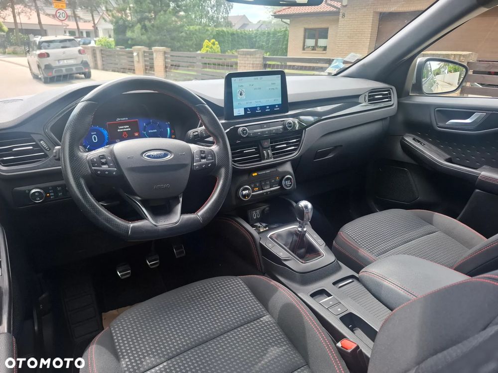 Ford Kuga 2.0 EcoBlue mHEV FWD ST-Line - 8
