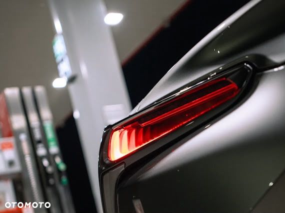 Lexus LC 500h Launch Edition - 6