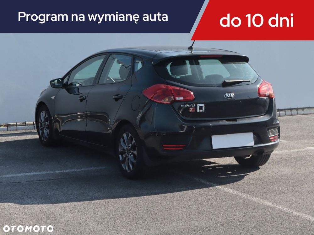 Kia Ceed - 6