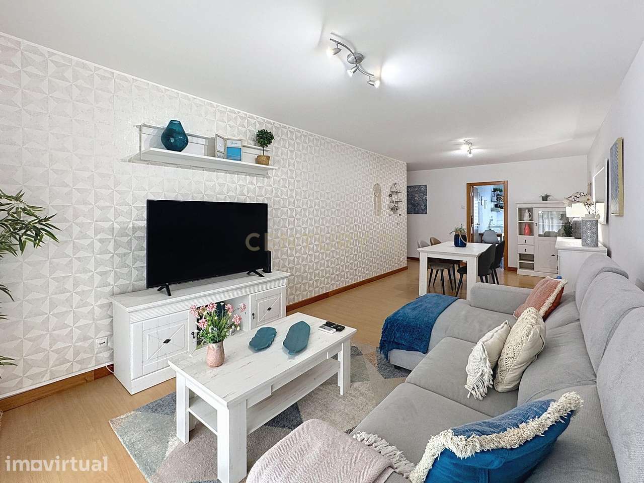 Apartamento Moderno e acolhedor com Vista para a Praia na Nazaré - Grande imagem: 3/25
