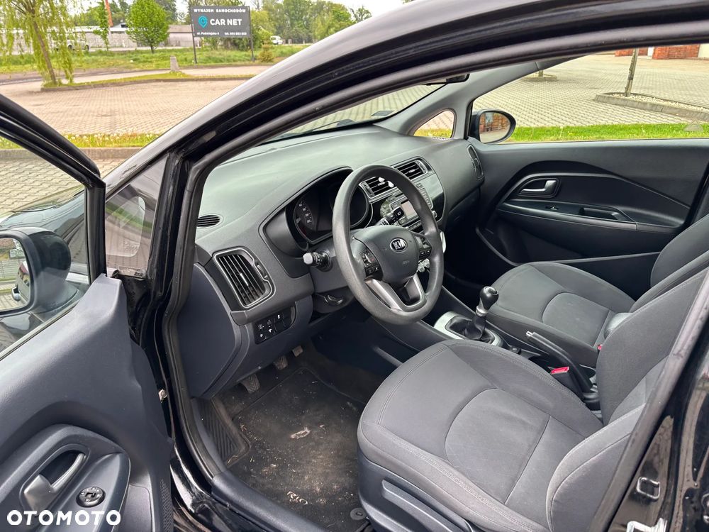 Kia Rio 1.2 Business Line - 14