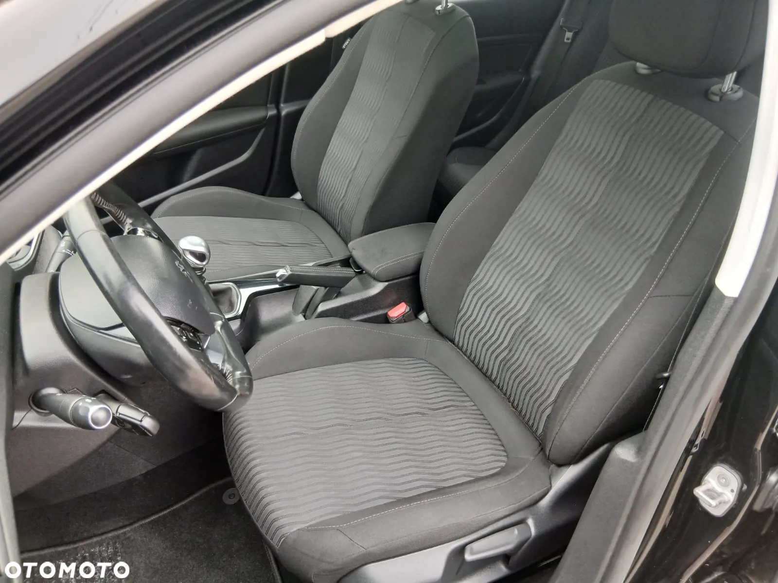 Peugeot 308 1.6 BlueHDi Business Line S&S - 21