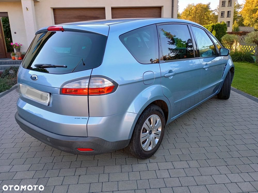 Ford S-Max - 10