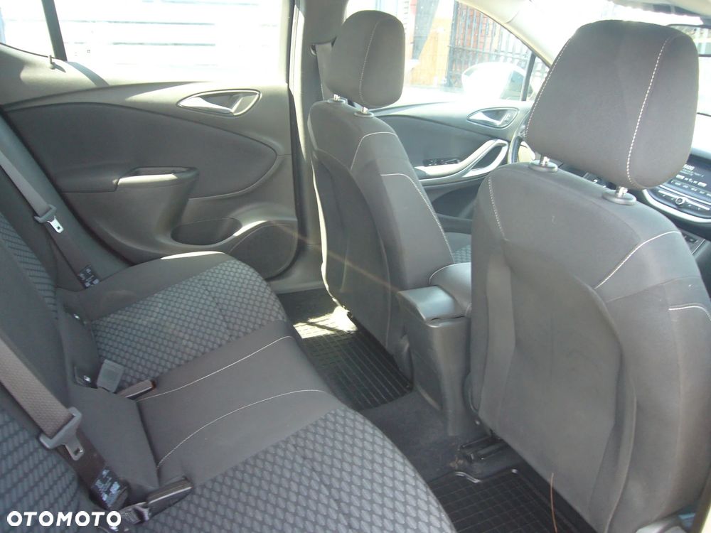 Opel Astra 1.4 T Elite - 16