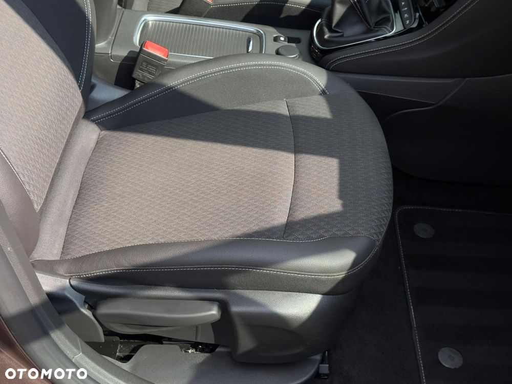 Opel Astra 1.6 BiTurbo D Start/Stop Ultimate - 32