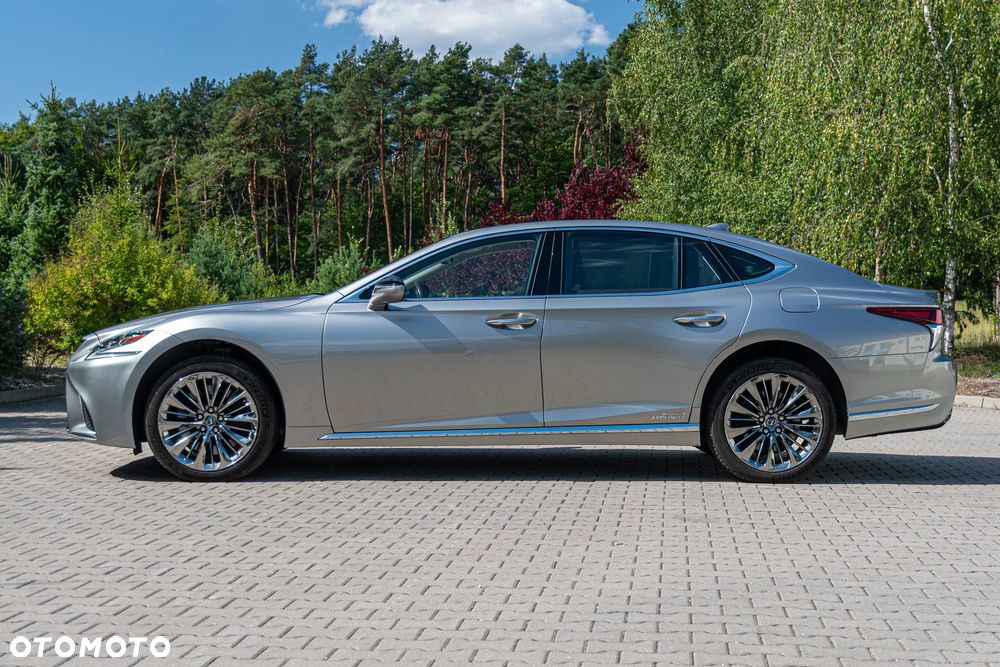Lexus LS - 7